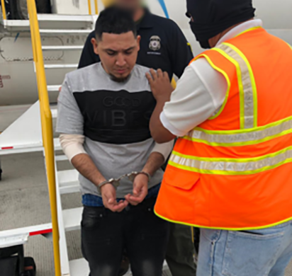 ICE Houston removes MS-13 gang member wanted for aggravated homicide in El Salvador