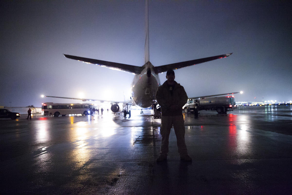 Operaciones Aéreas de ICE prioriza la protección y seguridad de sus pasajeros