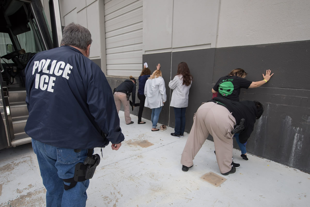 ICE executes federal criminal search warrant in North Texas
