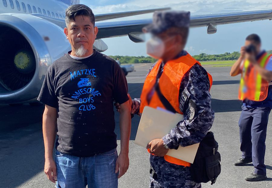 ERO Houston removes unlawfully present MS-13 gang member to El Salvador