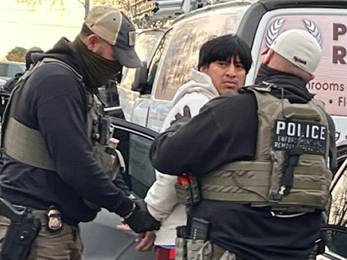 ICE y socios federales arrestan a un delincuente sexual guatemalteco ilegal en el norte de Virginia