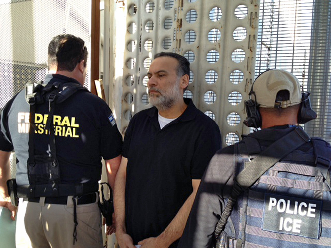 ICE deports convicted drug kingpin wanted for murder in Mexico ICE deports convicted drug kingpin wanted for murder in Mexico