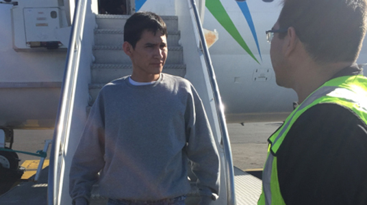 ICE removes man wanted in El Salvador for aggravated homicide