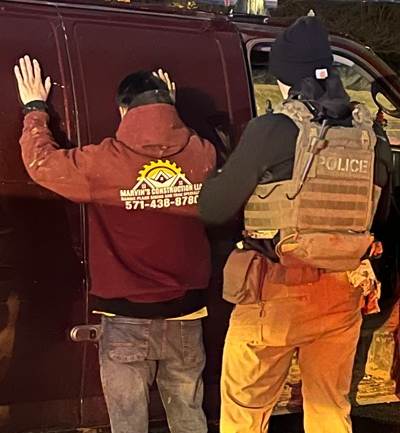 ICE Washington, D.C. and FBI Washington, D.C. arrest 7 illegal aliens in Northern Virginia operation