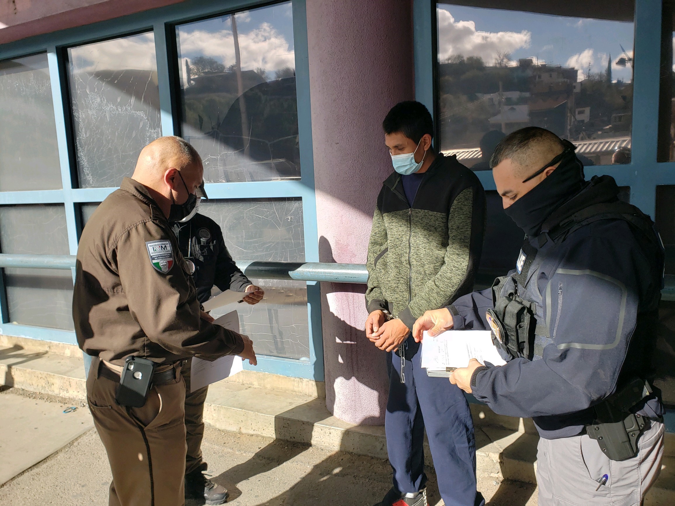 ICE removes Mexican fugitive wanted in Sonora for possession for military firearms