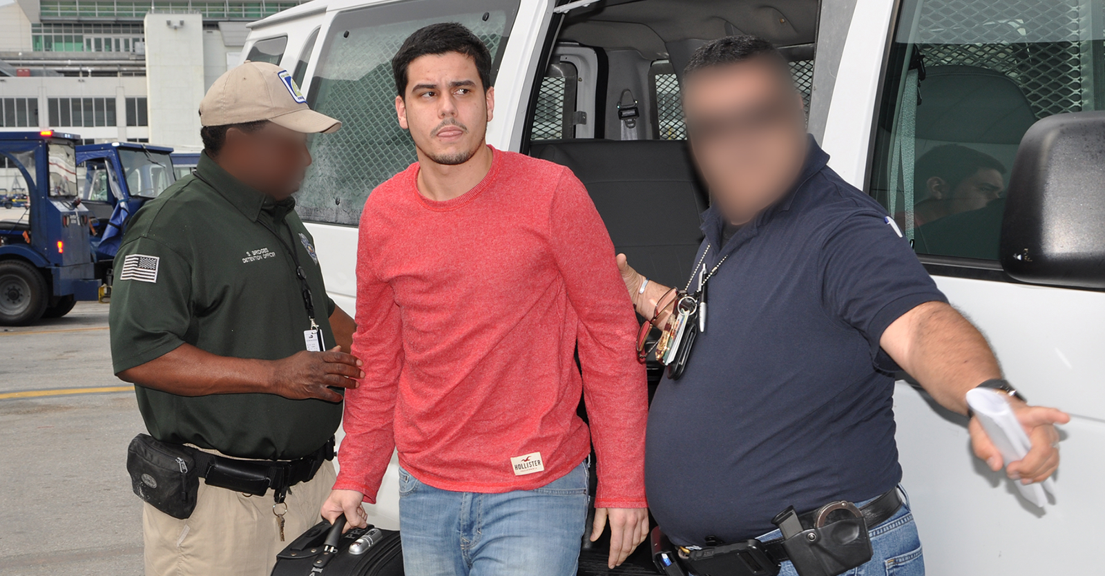 ICE removes Brazilian wanted for attempted murder