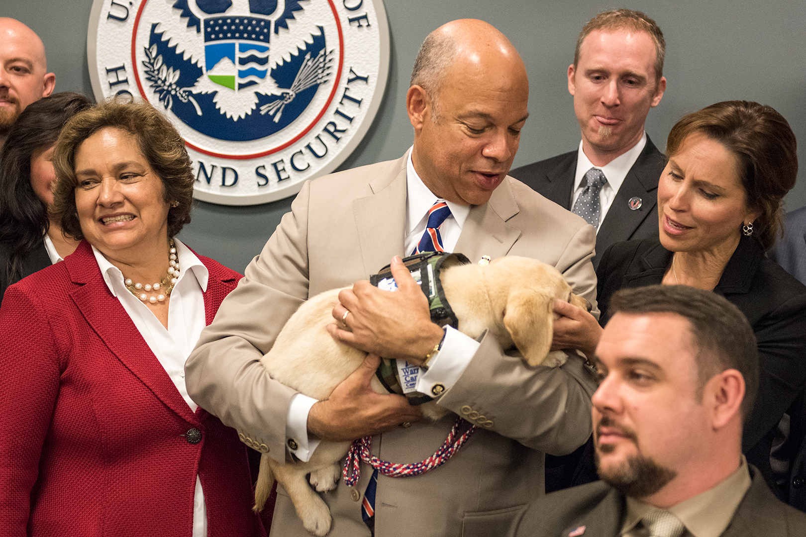 Secretary Johnson swears-in U.S. Military veterans at ICE HERO graduation ceremony