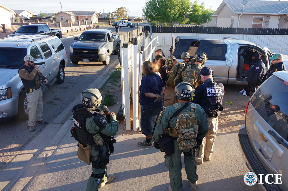 Alleged meth traffickers arrested in New Mexico during ICE HSI-led operation; 1 fugitive at large
