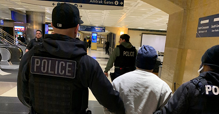 ICE officers arrest aggravated felon at Chicago's Union Station