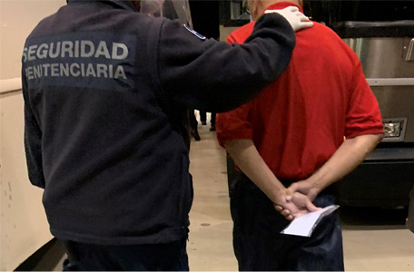 ICE El Paso transfers 59 Mexican nationals with drug convictions to Mexico as part of the U.S.-Mexico Treaty Transfer 