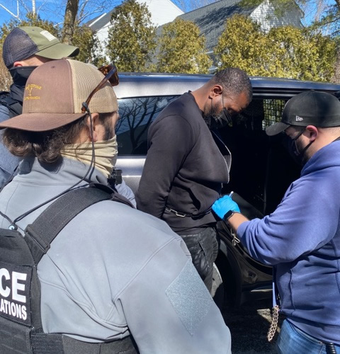 Uno de los 10 más buscados por ICE es arrestado en Massachusetts